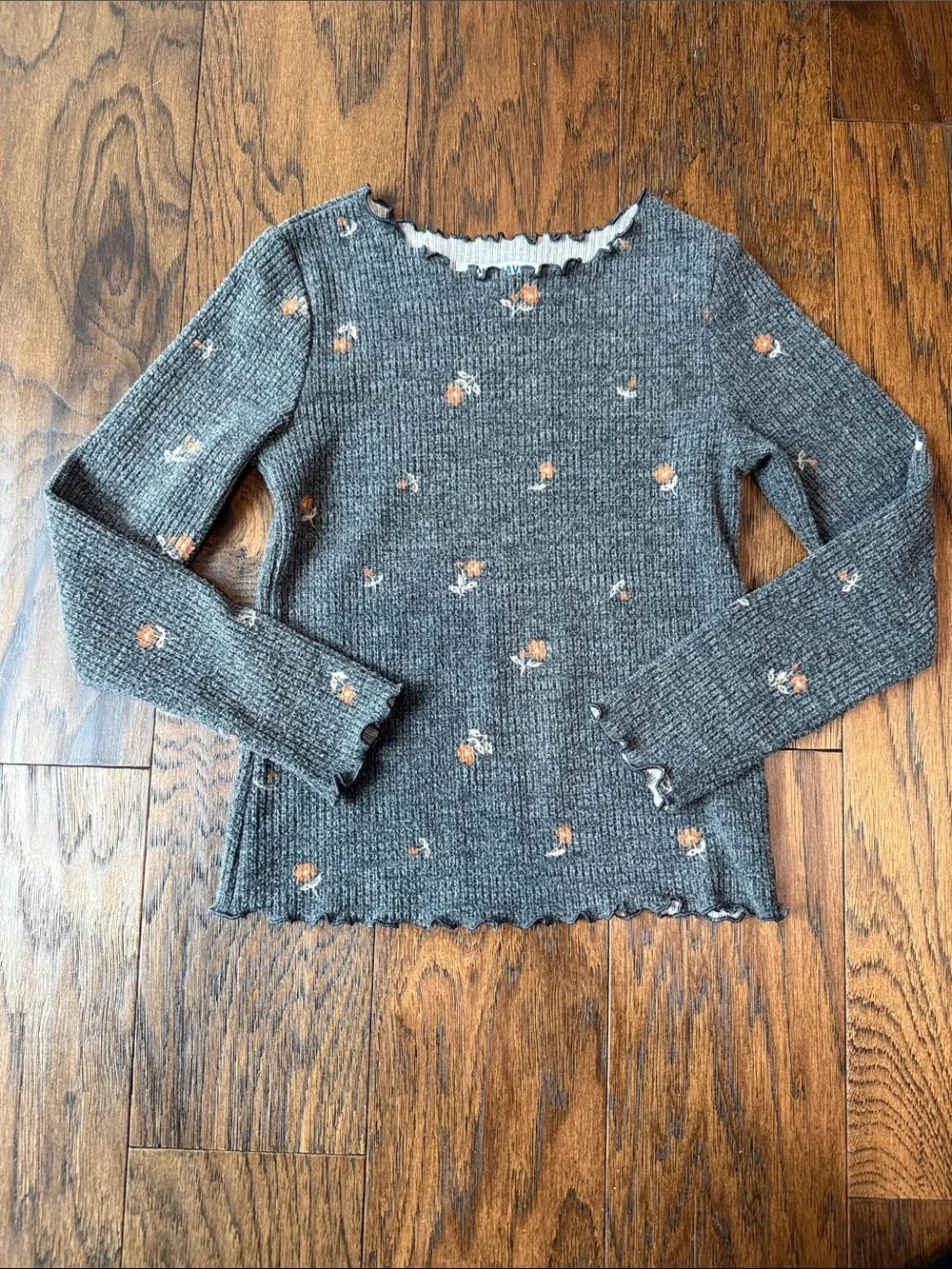 Old Navy Girls Long Sleeve Ribbed Tops - Gray Floral & Black size small 6-7